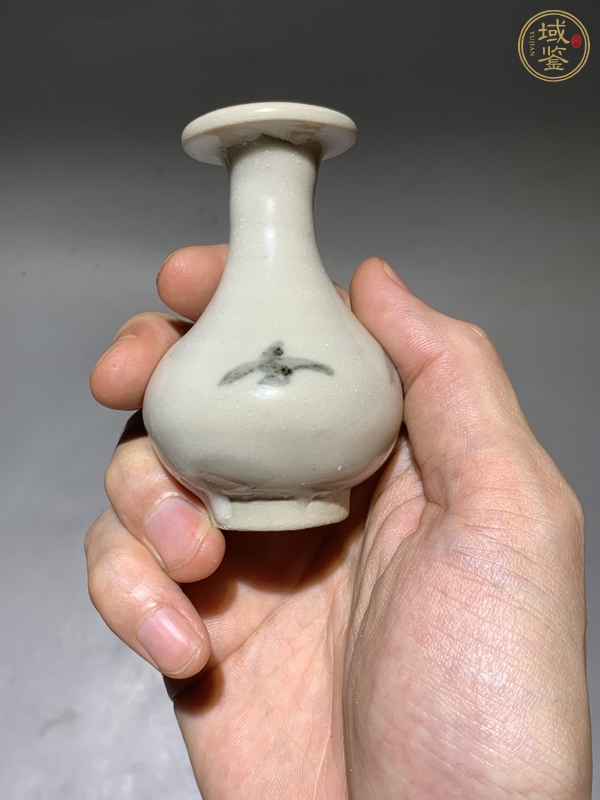 古玩陶瓷青花花卉紋玉壺春瓶真品鑒賞圖