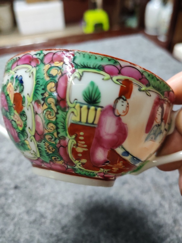 古玩陶瓷人物紋廣彩杯拍賣，當(dāng)前價格858元