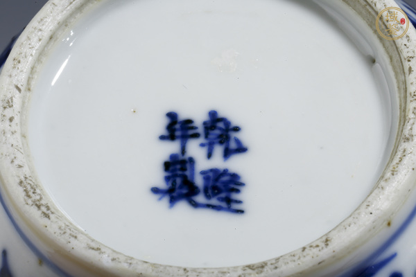 古玩陶瓷清晚·青花龍穿花紋葫蘆瓶真品鑒賞圖