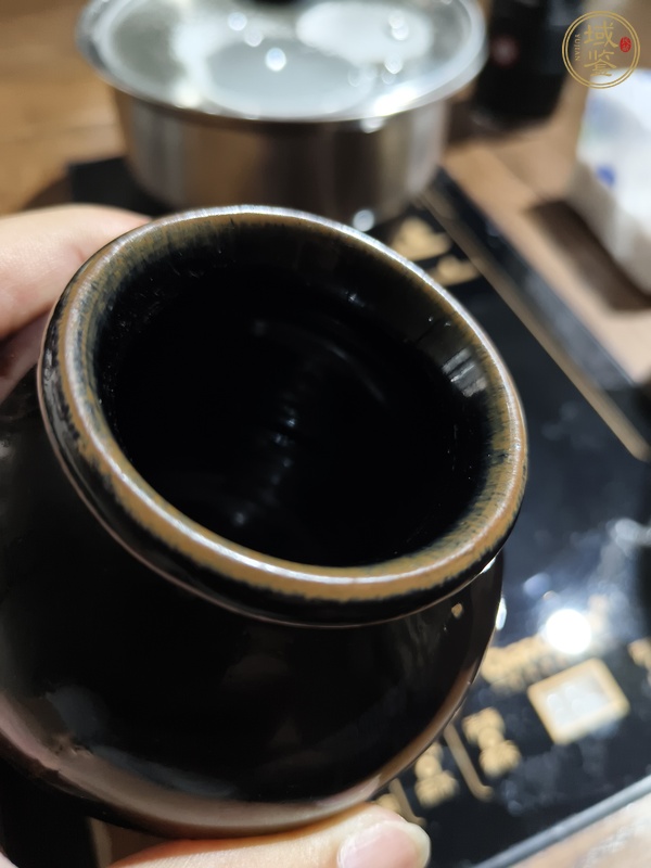 古玩陶瓷黑釉罐真品鑒賞圖