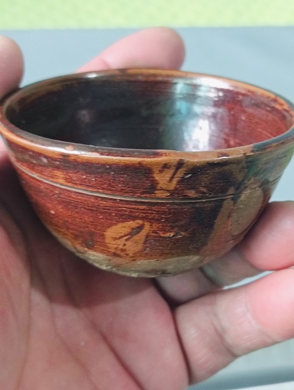 古玩陶瓷褐釉茶碗拍賣，當前價格138元