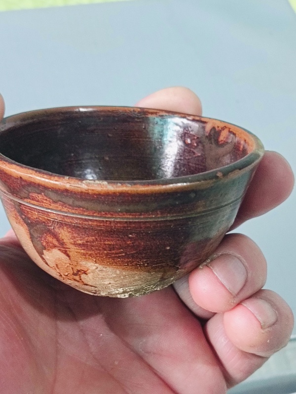 古玩陶瓷褐釉茶碗拍賣，當前價格138元