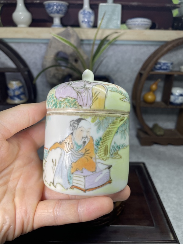古玩陶瓷晚清名家淺絳彩人物詩文溫酒盅拍賣，當前價格2866元
