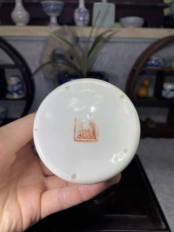 古玩陶瓷晚清名家淺絳彩人物詩文溫酒盅拍賣，當前價格2866元