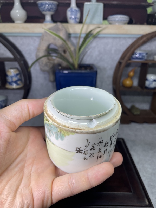 古玩陶瓷晚清名家淺絳彩人物詩文溫酒盅拍賣，當前價格2866元