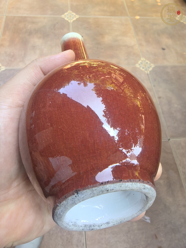 古玩紅釉瓶真品鑒賞圖