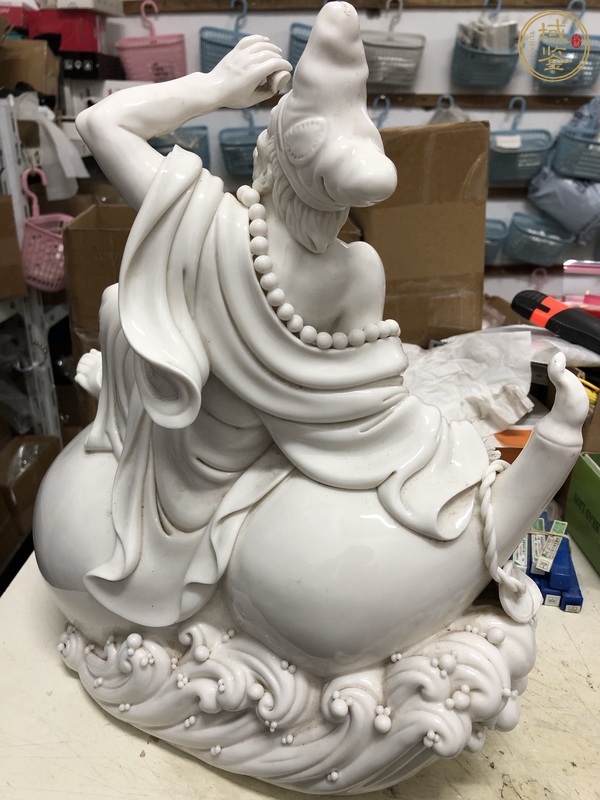 古玩陶瓷濟公塑像真品鑒賞圖