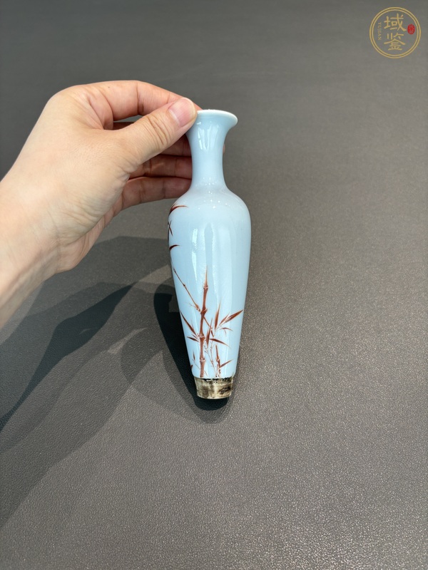 古玩陶瓷天藍(lán)釉彩繪竹紋柳葉瓶真品鑒賞圖