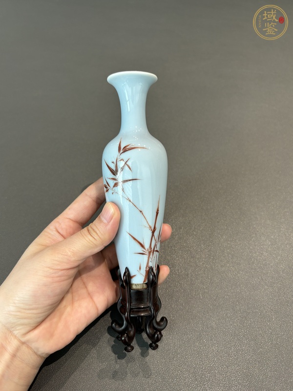 古玩陶瓷天藍(lán)釉彩繪竹紋柳葉瓶真品鑒賞圖