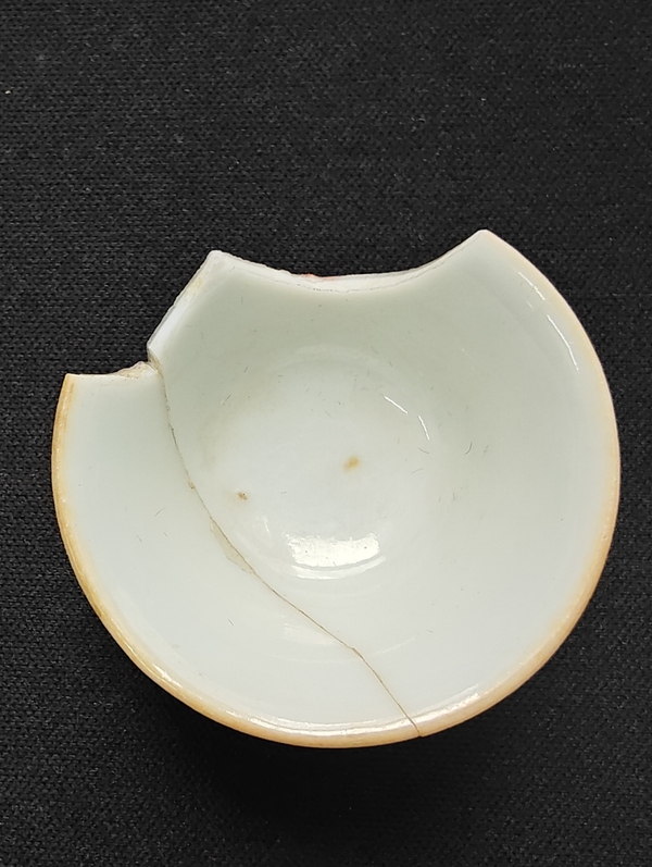 古玩轉賣粉彩花卉紋杯拍賣，當前價格888元
