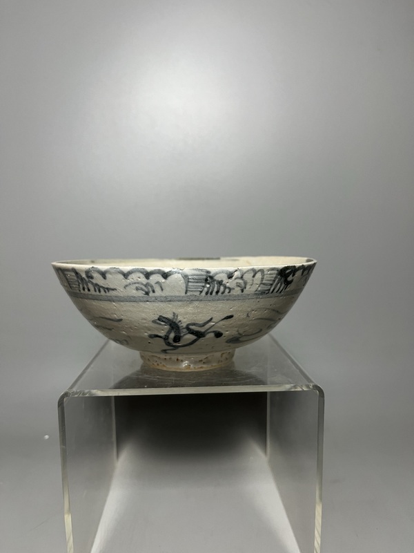 古玩轉(zhuǎn)賣(mài)明代青花天馬紋茶碗拍賣(mài),當(dāng)前價(jià)格426元