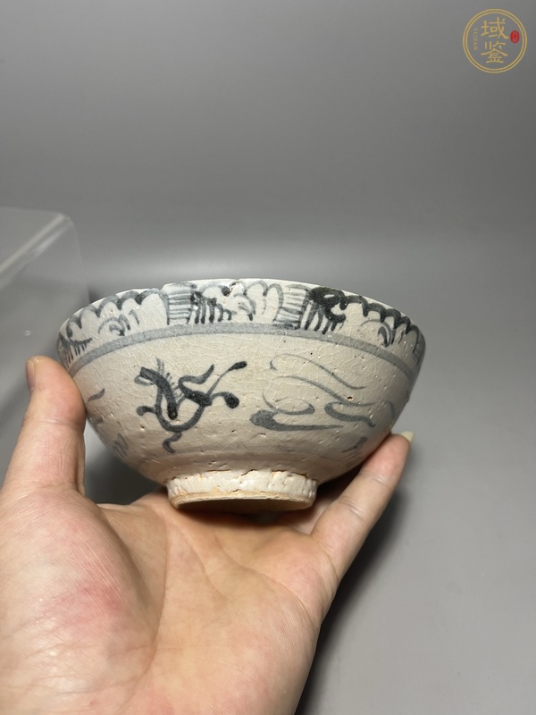 古玩陶瓷青花天馬紋茶碗真品鑒賞圖