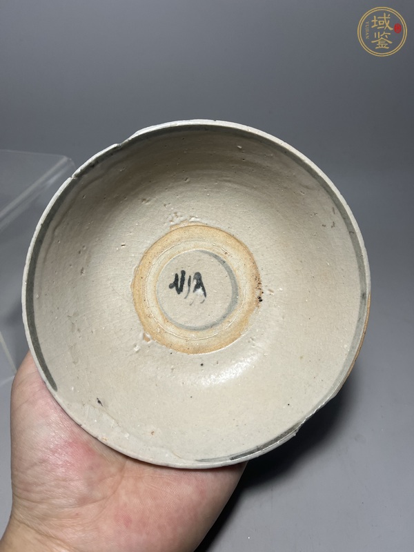 古玩陶瓷青花天馬紋茶碗真品鑒賞圖