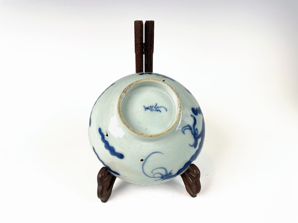 古玩陶瓷清早期·青花過墻龍大碗拍賣，當前價格1888元