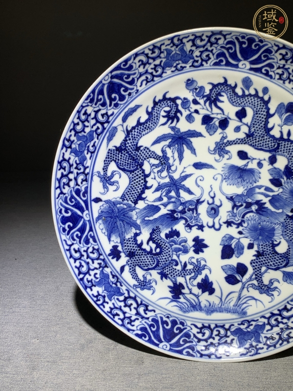 古玩陶瓷晚清青花龍紋盤真品鑒賞圖