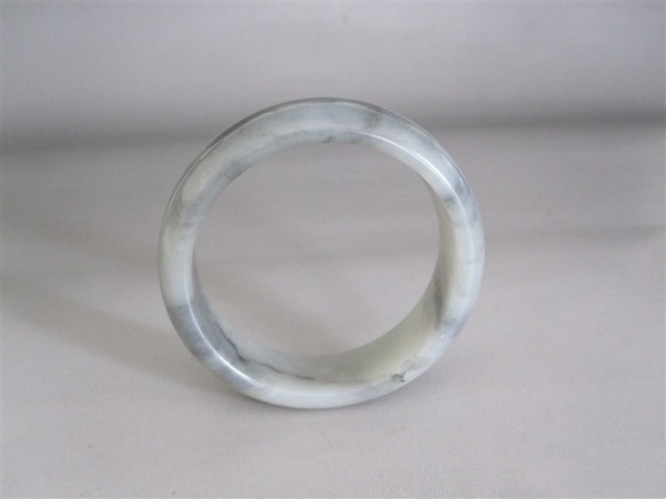 古玩玉器和田玉青花手鐲拍賣，當(dāng)前價(jià)格1688元