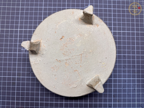 古玩陶瓷青釉波紋三足爐真品鑒賞圖