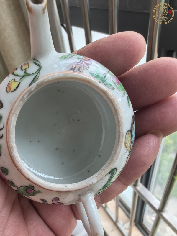 古玩陶瓷晚清廣彩執壺真品鑒賞圖