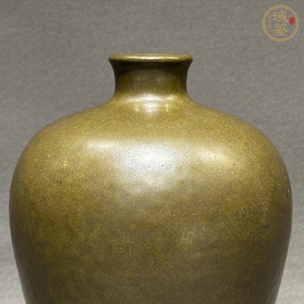 古玩陶瓷乾隆茶葉末釉梅瓶真品鑒賞圖