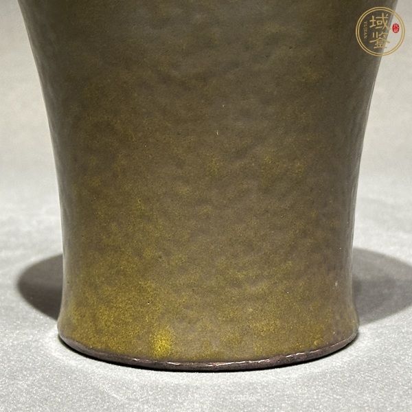 古玩陶瓷乾隆茶葉末釉梅瓶真品鑒賞圖