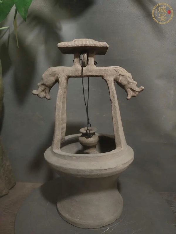 古玩陶瓷漢.雙龍灰陶井真品鑒賞圖