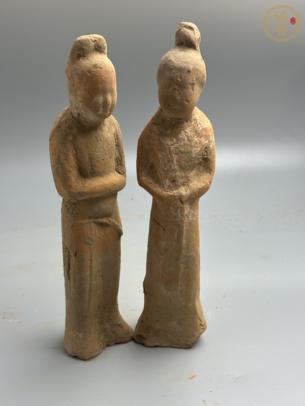 古玩陶瓷隋唐·情侶真品鑒賞圖