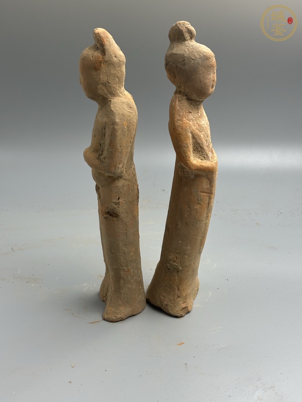 古玩陶瓷隋唐·情侶真品鑒賞圖