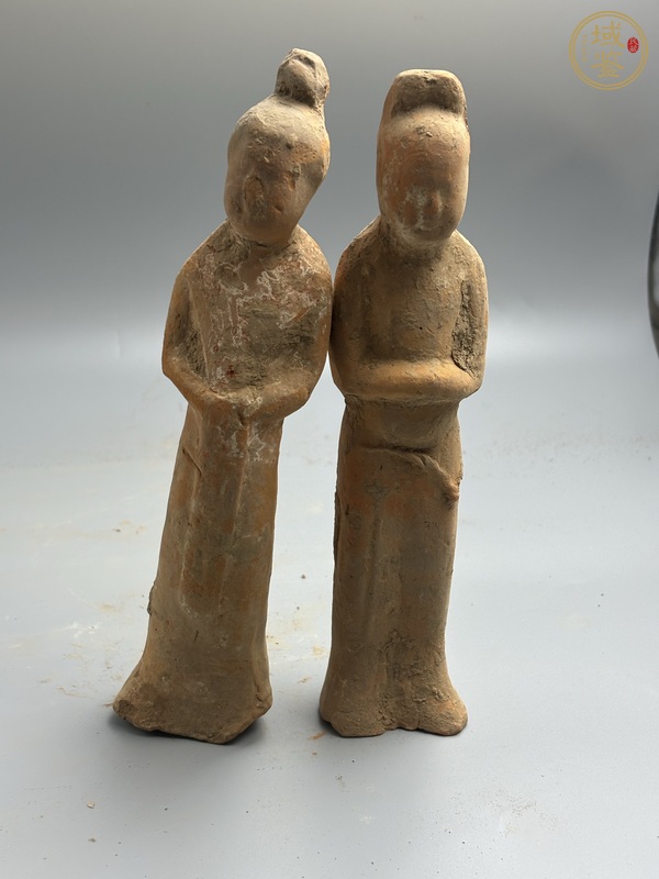 古玩陶瓷隋唐·情侶真品鑒賞圖