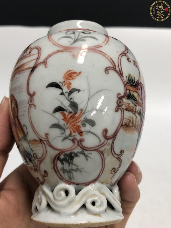 古玩陶瓷乾隆·廣彩開窗滿大人圖小瓶拍賣,當前價格888元