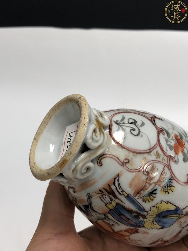 古玩陶瓷乾隆·廣彩開窗滿大人圖小瓶拍賣,當前價格888元