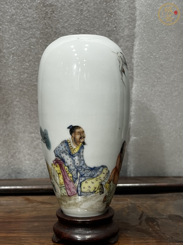 古玩粉彩人物瓶真品鑒賞圖