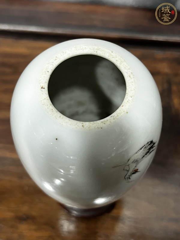 古玩陶瓷粉彩人物瓶真品鑒賞圖