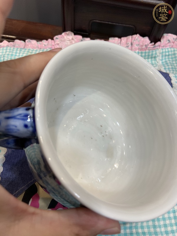 古玩陶瓷日本青花山水人物雙耳爐真品鑒賞圖