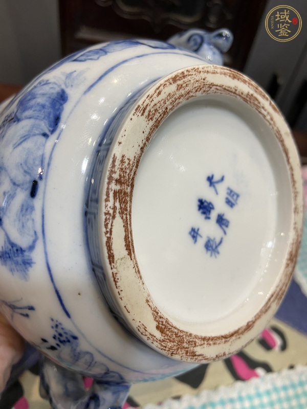 古玩陶瓷日本青花山水人物雙耳爐真品鑒賞圖