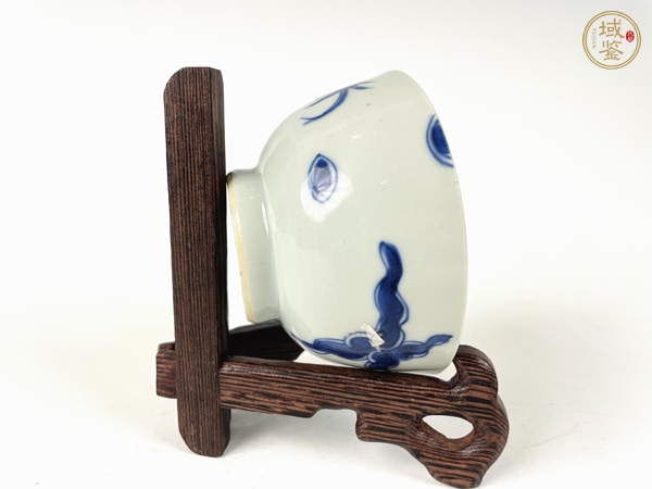 古玩陶瓷清雍正·青花過墻龍茶圓真品鑒賞圖