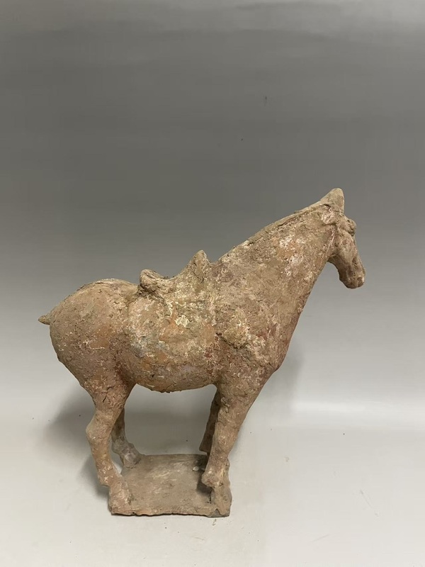 古玩陶瓷唐·紅陶馬拍賣(mài)，當(dāng)前價(jià)格396元