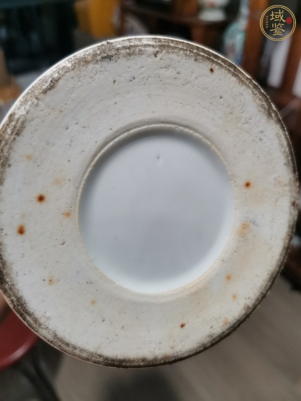 古玩陶瓷礬紅獅紋帽筒真品鑒賞圖