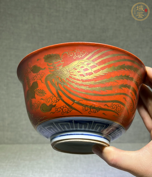 古玩陶瓷日本明治礬紅描金鳳紋茶碗真品鑒賞圖
