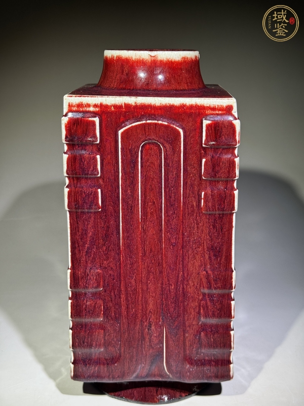 古玩陶瓷紅釉琮式瓶真品鑒賞圖