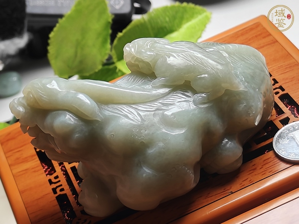 古玩玉器天然和田玉瑞獸題材擺件真品鑒賞圖