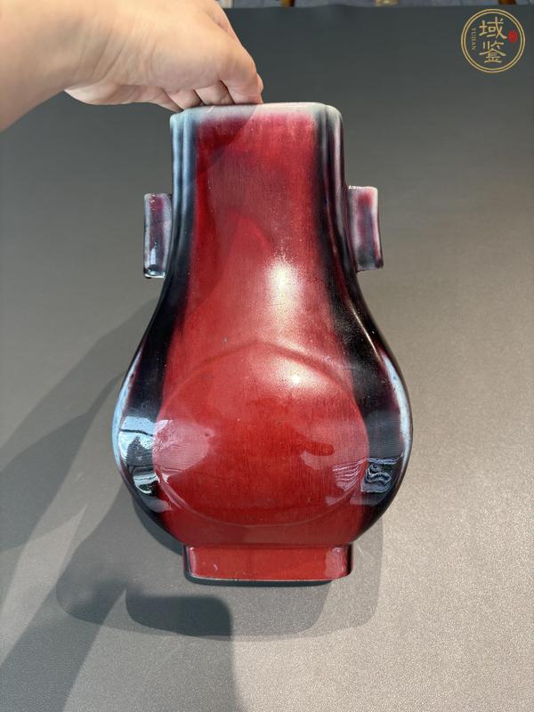 古玩陶瓷窯變紅釉貫耳尊瓶真品鑒賞圖