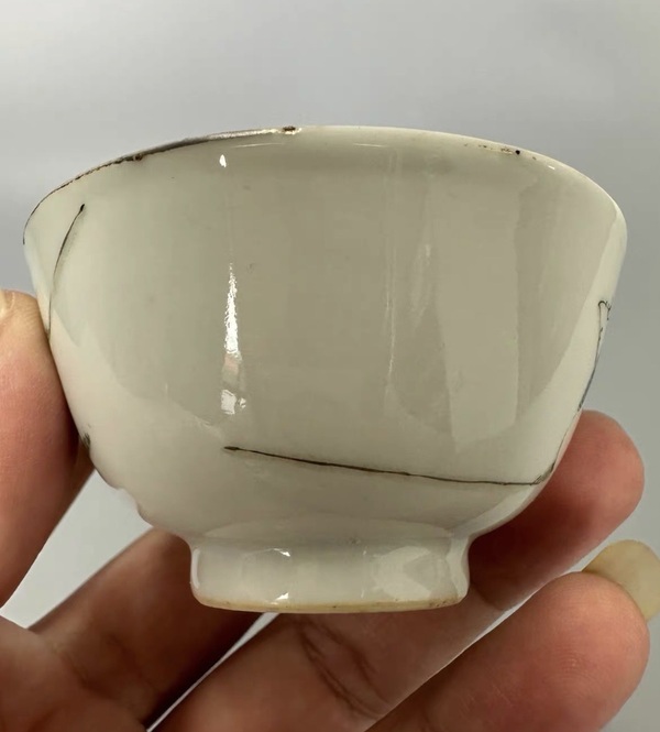 古玩陶瓷粉彩西廂記人物紋茶碗拍賣，當前價格1500元