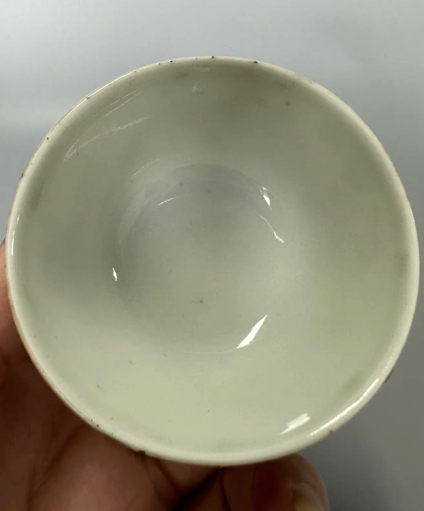 古玩陶瓷粉彩西廂記人物紋茶碗拍賣，當前價格1500元