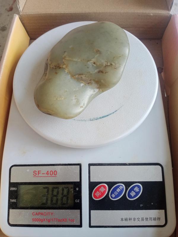 古玩玉器和田玉籽料原石拍賣，當前價格380元