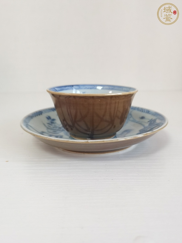 古玩 斗雞圖青花盤真品鑒賞圖