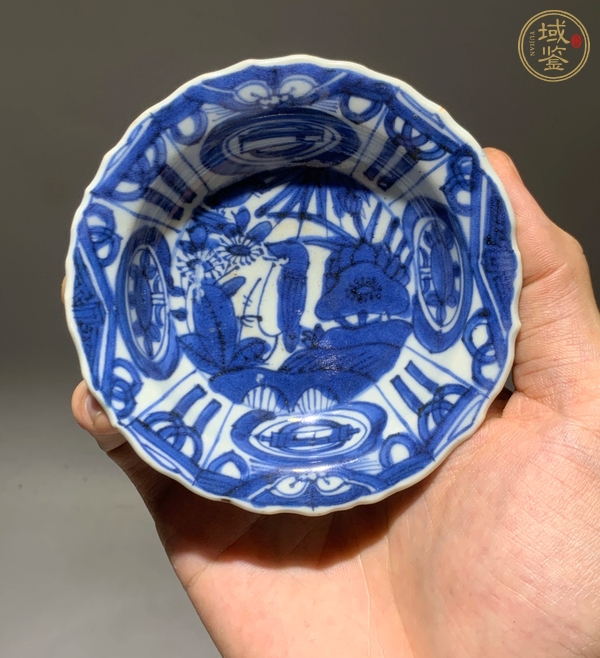 古玩陶瓷青花盤真品鑒賞圖