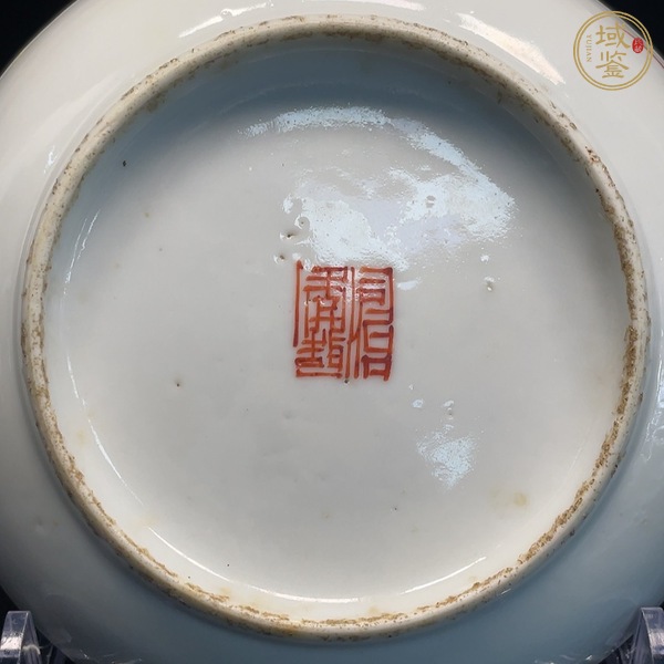 古玩陶瓷粉彩盤真品鑒賞圖