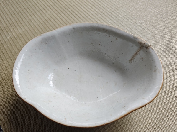 古玩陶瓷清.粉彩皮球花紋海棠貢碗拍賣，當(dāng)前價(jià)格988元