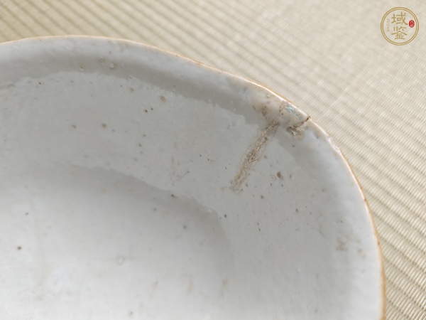 古玩陶瓷粉彩皮球花紋貢碗真品鑒賞圖