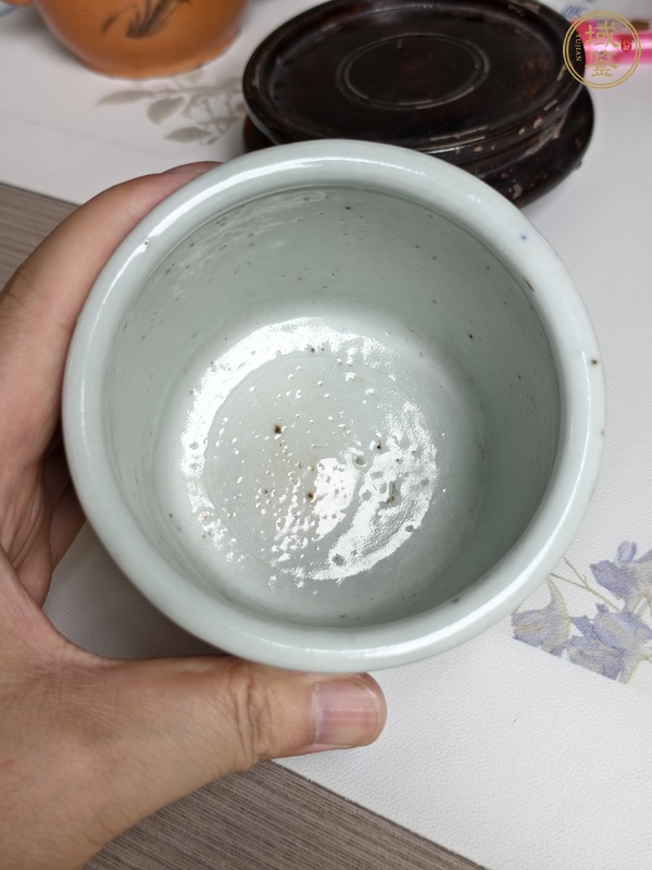 古玩陶瓷清中期青花三足爐真品鑒賞圖